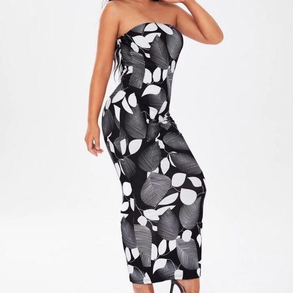 🍃NEW INVENTORY Leaf Print Slit Back Tube Body-con Dress🍃 - Picture 2 of 5